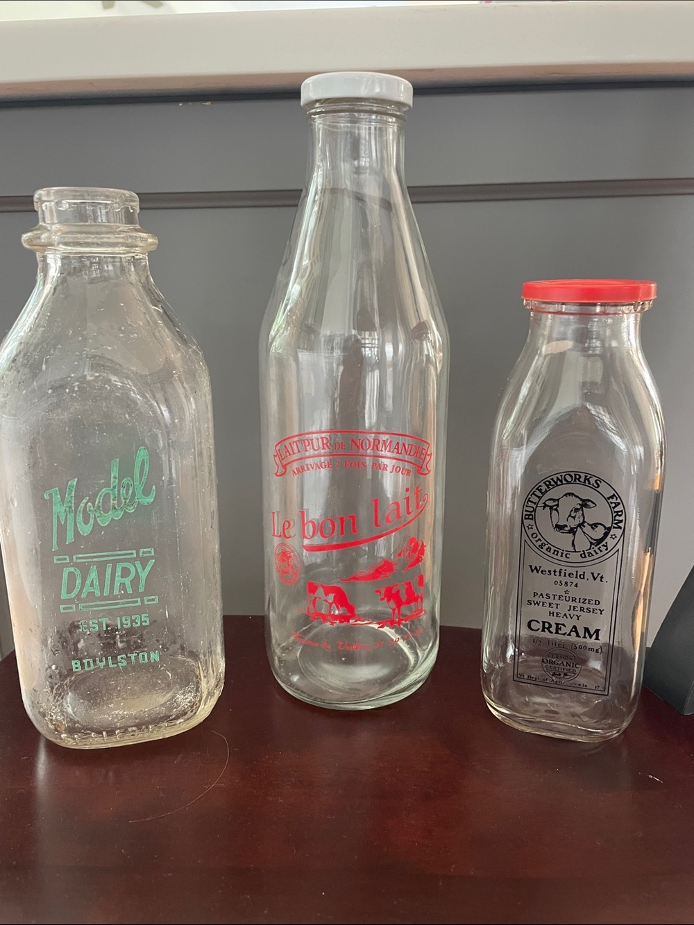 Bundle three vintage bottles
